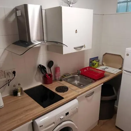 Centre Proche De Апартаменты