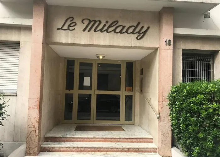 Apartment Centre Proche De *