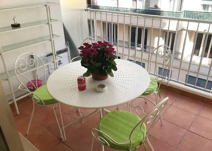 Centre Proche De Lejlighed *