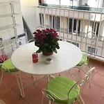 Centre Proche De דירה *