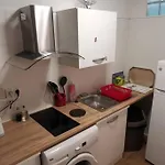 Centre Proche De דירה